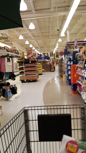 Supermarket «TOPS Friendly Markets», reviews and photos, 390 W Main St, Batavia, NY 14020, USA