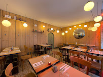 Atmosphère du Restaurant français Restaurant Les Carrières à Paris - n°4