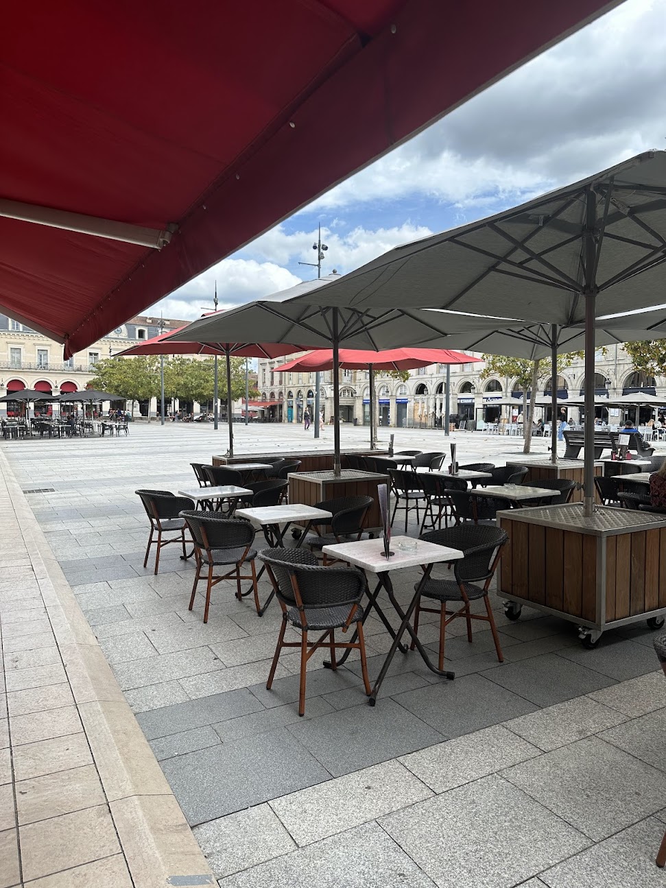 Café le Glacier