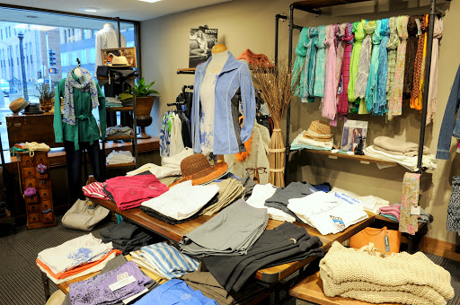 Clothing Store «Grahams Style Store», reviews and photos, 890 Main St #100, Dubuque, IA 52001, USA