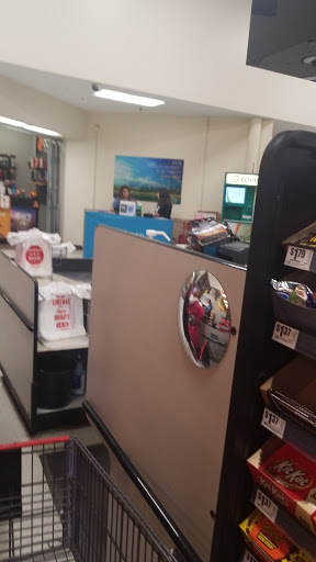 Grocery Store «H-E-B Grocery», reviews and photos, 209 N Texas Ave, Mercedes, TX 78570, USA