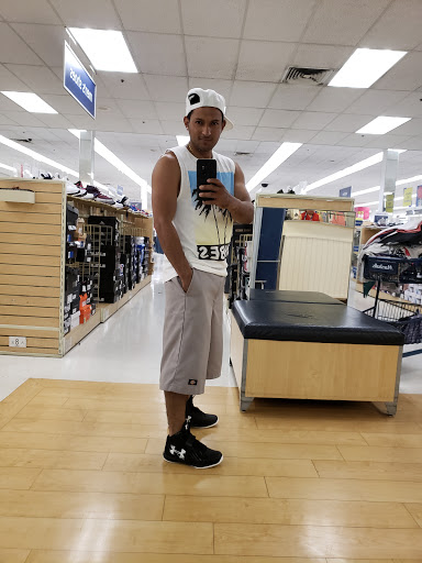 Clothing Store «Ross Dress for Less», reviews and photos, 150 Woodside Plaza, Redwood City, CA 94061, USA