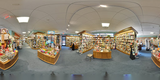 Book Store «Northshire Bookstore», reviews and photos, 424 Broadway, Saratoga Springs, NY 12866, USA