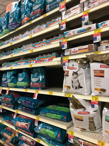 Pet Supply Store «PetSmart», reviews and photos, 3439 Princeton Rd, Hamilton, OH 45011, USA