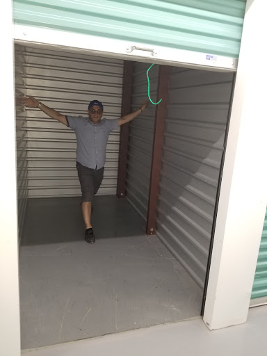 Storage Facility «Extra Space Storage», reviews and photos, 250 Spring St, Herndon, VA 20170, USA