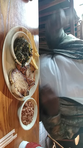 American Restaurant «Cracker Barrel Old Country Store», reviews and photos, 6941 Charlotte Pike, Nashville, TN 37209, USA