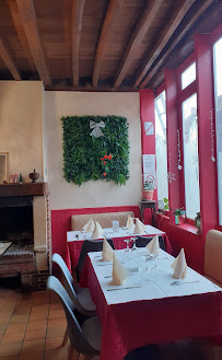 Atmosphère du Restaurant Le Petit Chêne Brun à Chennebrun - n°3