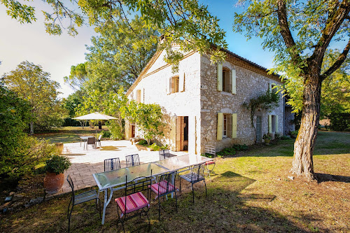 La Maison des Chênes - Gîte avec piscine dans le Tarn à Cahuzac-sur-Vère