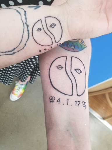 Tattoo Shop «Black Pearl Tattoo», reviews and photos, 2200 Roosevelt Rd, Kenosha, WI 53143, USA