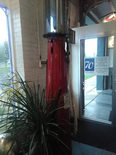 Auto Repair Shop «Auto Clinic», reviews and photos, 22130 Gratiot Ave, Eastpointe, MI 48021, USA