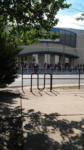 Arena «U.S. Cellular Coliseum», reviews and photos, 101 S Madison St, Bloomington, IL 61701, USA