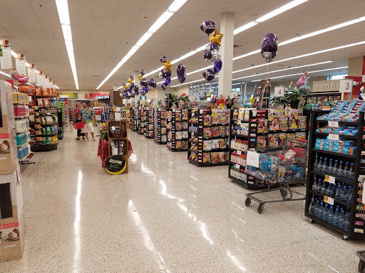 Supermarket «Hy-Vee», reviews and photos, 500 37th St NW, Rochester, MN 55901, USA