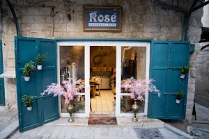 Rosé Roastery Boutique Café image