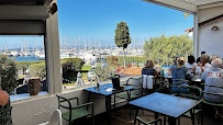 Atmosphère du Restaurant méditerranéen L'Orangeraie à Hyères - n°1