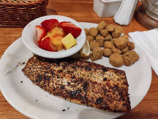 American Restaurant «Cracker Barrel Old Country Store», reviews and photos, 757 Lynnhaven Pkwy, Virginia Beach, VA 23452, USA