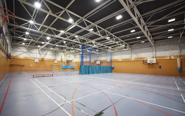 Broomfields Leisure Centre - Sports Complex