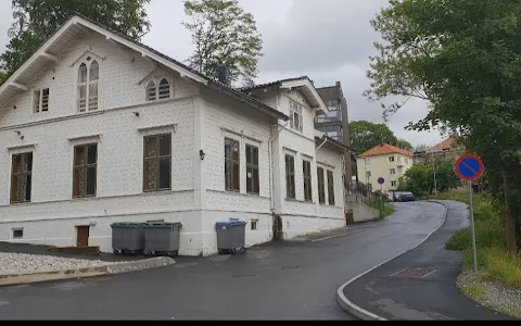 Bergen Masjid مسجد image