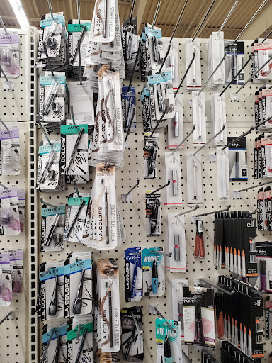 Dollar Store «Dollar Tree», reviews and photos, 950 American Legion Hwy, Boston, MA 02131, USA