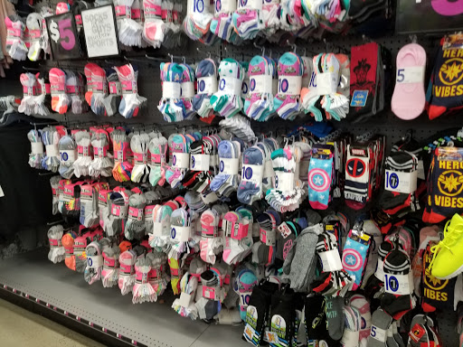 Variety Store «Five Below», reviews and photos, 533 S Broad St, Meriden, CT 06450, USA