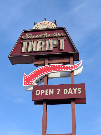 Thrift Store «Southern Thrift Store», reviews and photos, 5010 Charlotte Ave, Nashville, TN 37209, USA