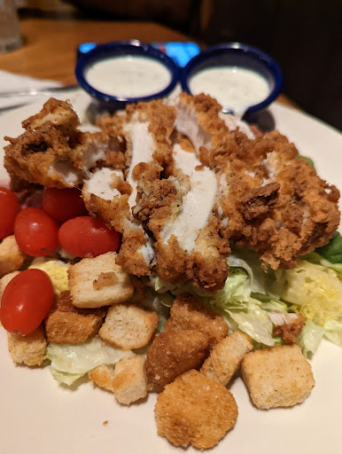 American Restaurant «Cracker Barrel Old Country Store», reviews and photos, 2421 Old Country Inn Dr, Caseyville, IL 62232, USA