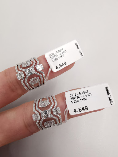 Jewelry Store «Studio Jewelers», reviews and photos, 2240 Bartow Ave, Bronx, NY 10475, USA