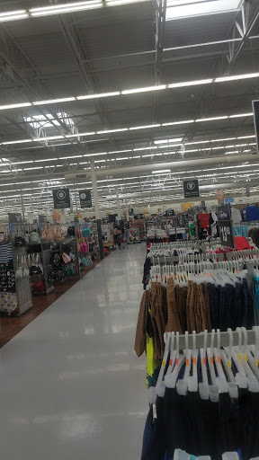 Discount Store «Walmart», reviews and photos, 3164 Berlin Turnpike, Newington, CT 06111, USA