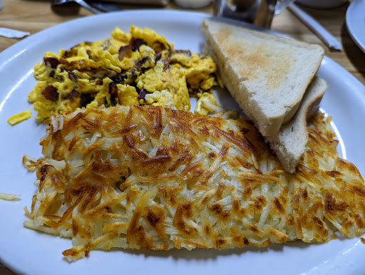 Breakfast Restaurant «Flakey Cream Do-Nuts & Coffee Shop», reviews and photos, 441 Center St, Healdsburg, CA 95448, USA