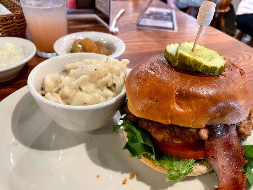 American Restaurant «Cracker Barrel Old Country Store», reviews and photos, 14 Frontage Rd, Clinton, NJ 08809, USA