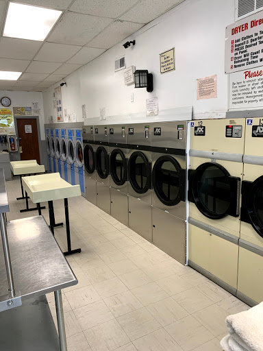 Laundromat «24 Hour Coin Laundry», reviews and photos, 11 Lincoln Hwy, Edison, NJ 08820, USA