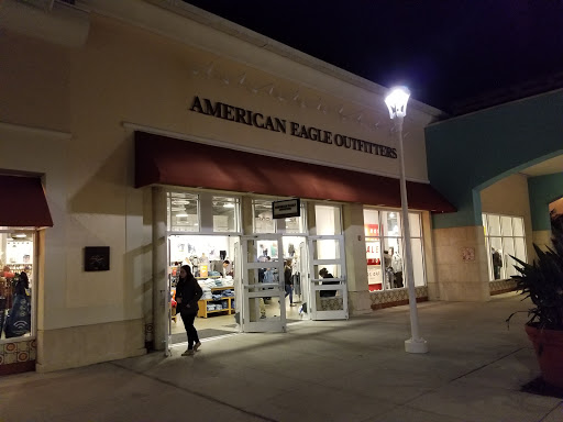 Clothing Store «AEO Factory Store», reviews and photos, 8200 Vineland Ave Suite 101, Orlando, FL 32821, USA
