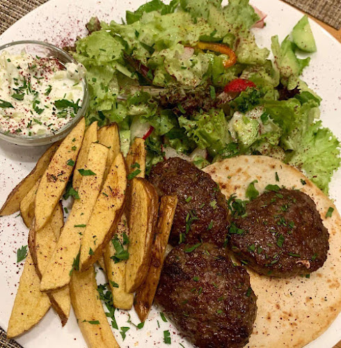 Мотописта, ул. „Червена роза“ 30-А, 1404 София