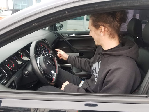 Used Car Dealer «Simotes Motor Sales & Service», reviews and photos, 300 Ridge Rd, Minooka, IL 60447, USA