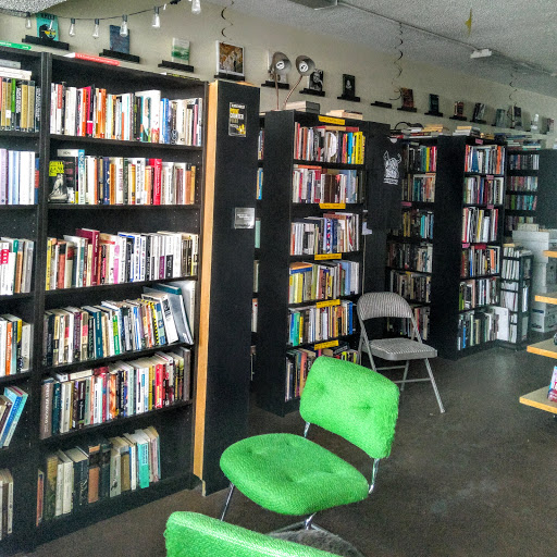 Book Store «Gatsby Books», reviews and photos, 5535 E Spring St, Long Beach, CA 90808, USA