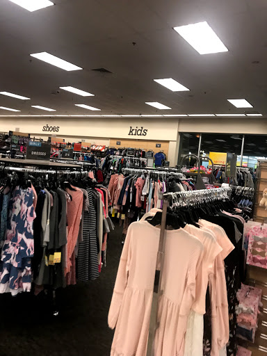 Department Store «Nordstrom Rack Outlets at Orange», reviews and photos, 20 City Blvd W, Orange, CA 92868, USA