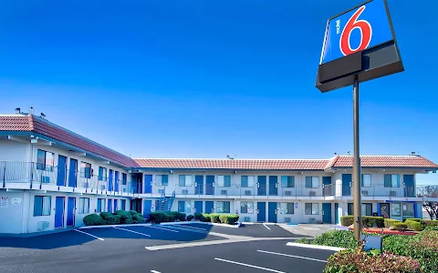 Motel 6 Vallejo, CA - Six Flags West image