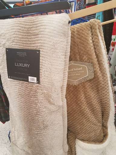 Clothing Store «Ross Dress for Less», reviews and photos, 170 E Stacy Rd, Allen, TX 75002, USA