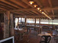 Atmosphère du Restaurant La cabane du bout à Arès - n°18