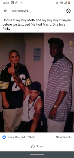 Explore guns and roses tattoo ideas, creative tattoo ideas in Hialeah, available at Allstar Tattoo & Body piercing