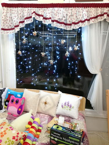 Comentarii opinii despre Natúr Komfort Fenyőbútor és Lakástextil