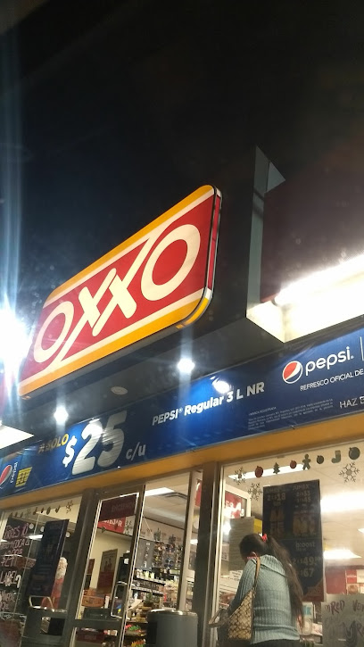 OXXO La Mora