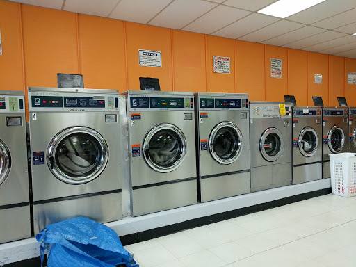 Joy Laundromat - Fold Services