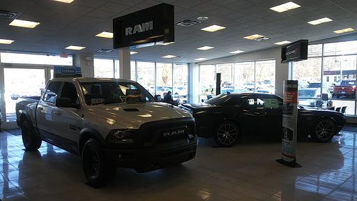 Car Dealer «Fred Beans Chrysler Dodge Jeep Ram», reviews and photos, 858 N Easton Rd, Doylestown, PA 18902, USA