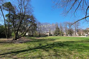 Parc Jean de la Fontaine image