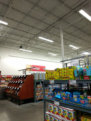 Shopping Mall «Southland Shopping Center», reviews and photos, 6944 W 130th St, Middleburg Heights, OH 44130, USA