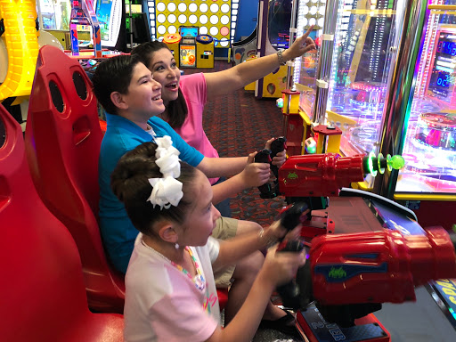 Amusement Center «Funtrackers Family Fun Center», reviews and photos, 9605 S Padre Island Dr, Corpus Christi, TX 78418, USA