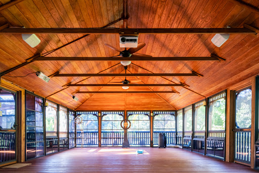 Heartwood Yoga Institute and Retreat Center