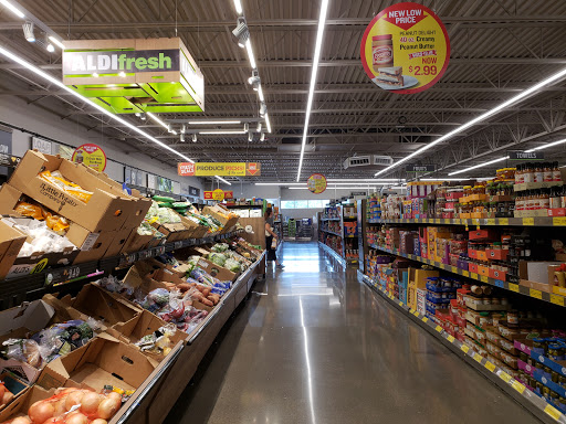 Grocery Store «ALDI», reviews and photos, 6250 Touhy Ave, Niles, IL 60714, USA