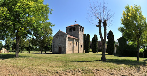 Eglise de Saint-Denis-Combarnazat à Saint-Denis-Combarnazat