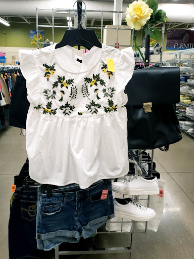 Non-Profit Organization «Goodwill Store & Donation Center», reviews and photos, 1420 IL-59, Bartlett, IL 60103, USA